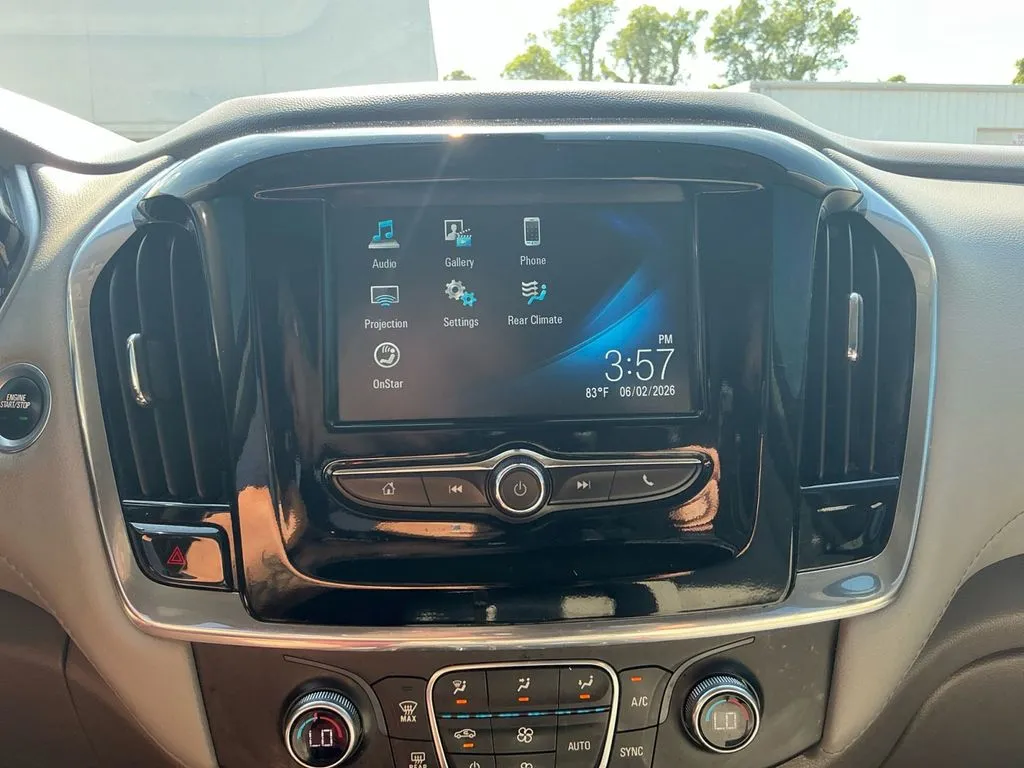 2019 Chevrolet Traverse LT thumbnail 26