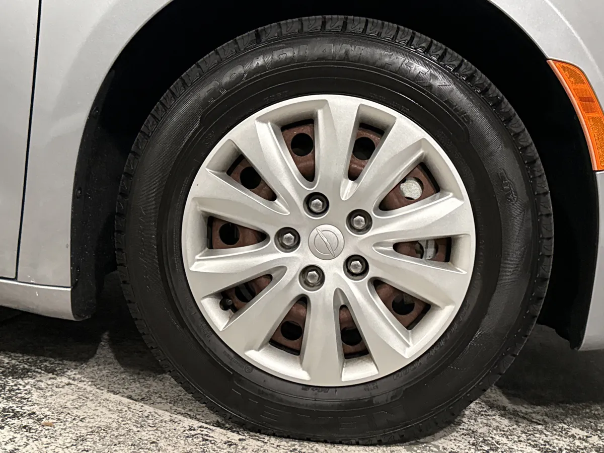 2019 Chrysler Pacifica L thumbnail 11