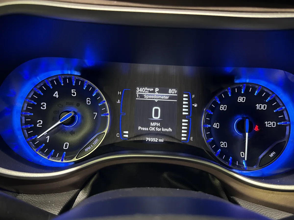 2019 Chrysler Pacifica L thumbnail 20