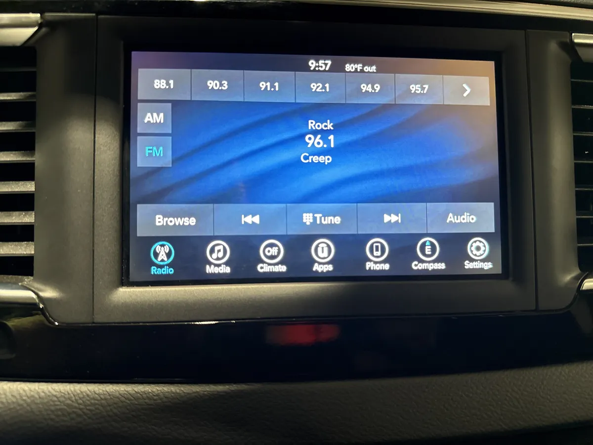 2019 Chrysler Pacifica L thumbnail 22