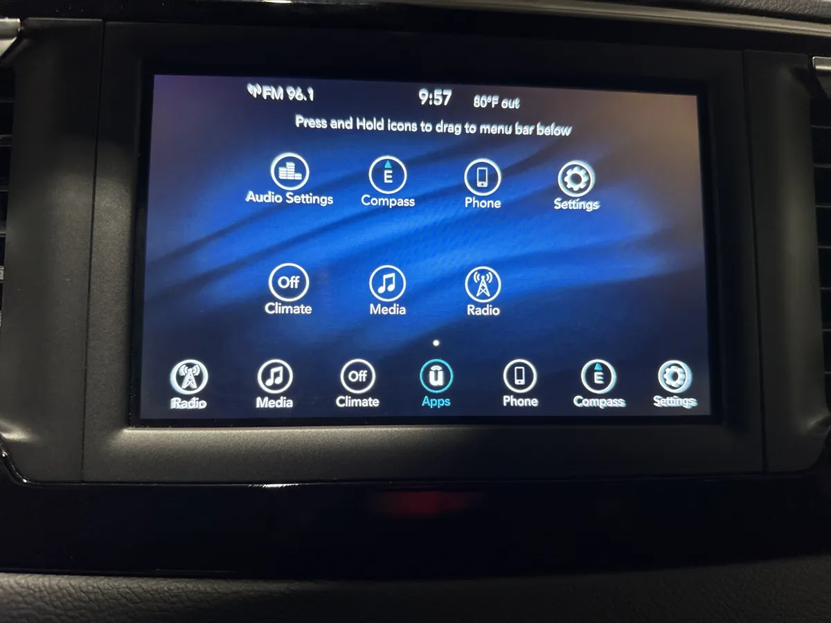 2019 Chrysler Pacifica L thumbnail 25