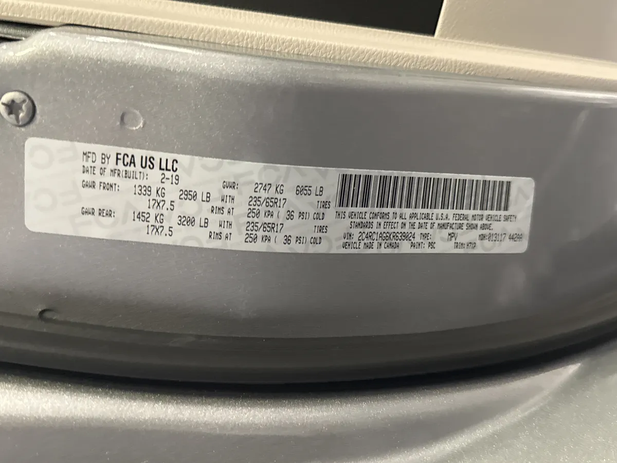 2019 Chrysler Pacifica L thumbnail 36
