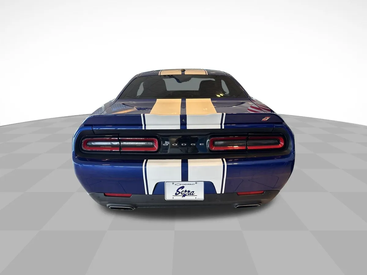 2019 Dodge Challenger GT AWD thumbnail 10