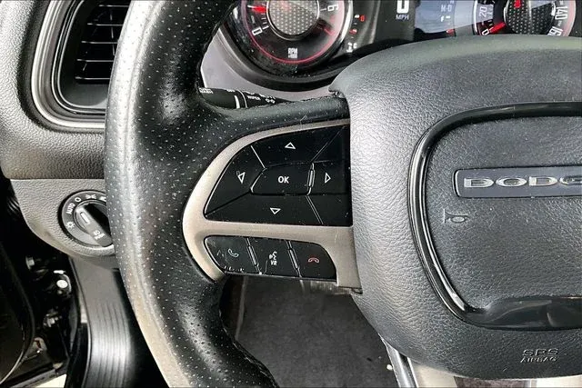 2019 Dodge Challenger SXT thumbnail 10