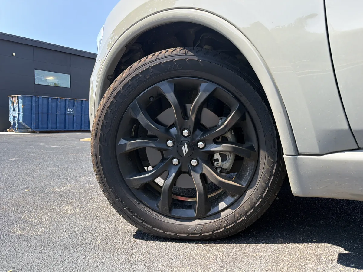2019 Dodge Durango R/T thumbnail 15