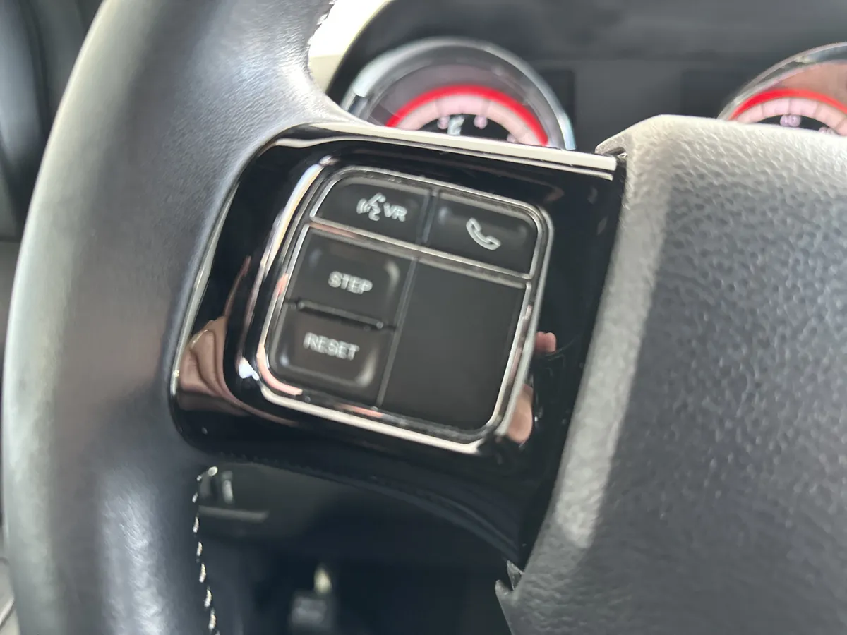 2019 Dodge Grand Caravan SE Plus thumbnail 18