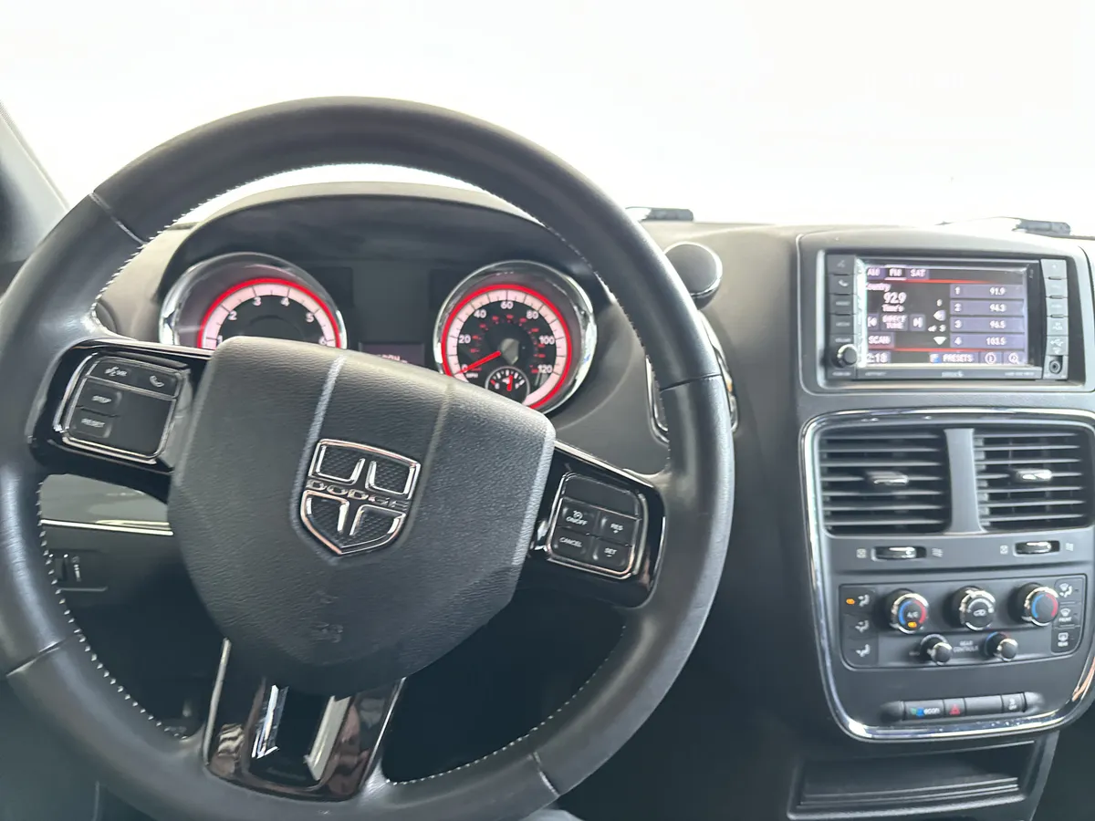 2019 Dodge Grand Caravan SE Plus thumbnail 26