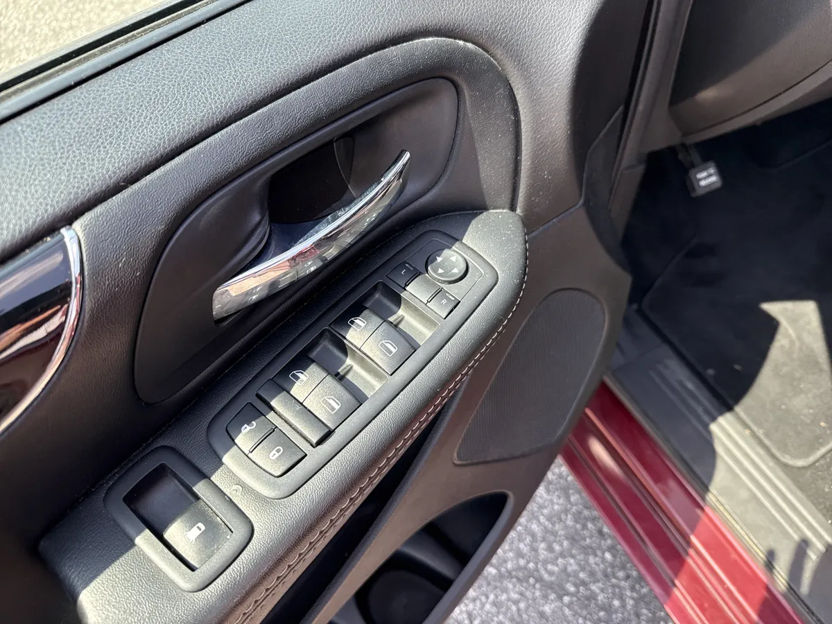 2019 Dodge Grand Caravan SE Plus Wagon thumbnail 14