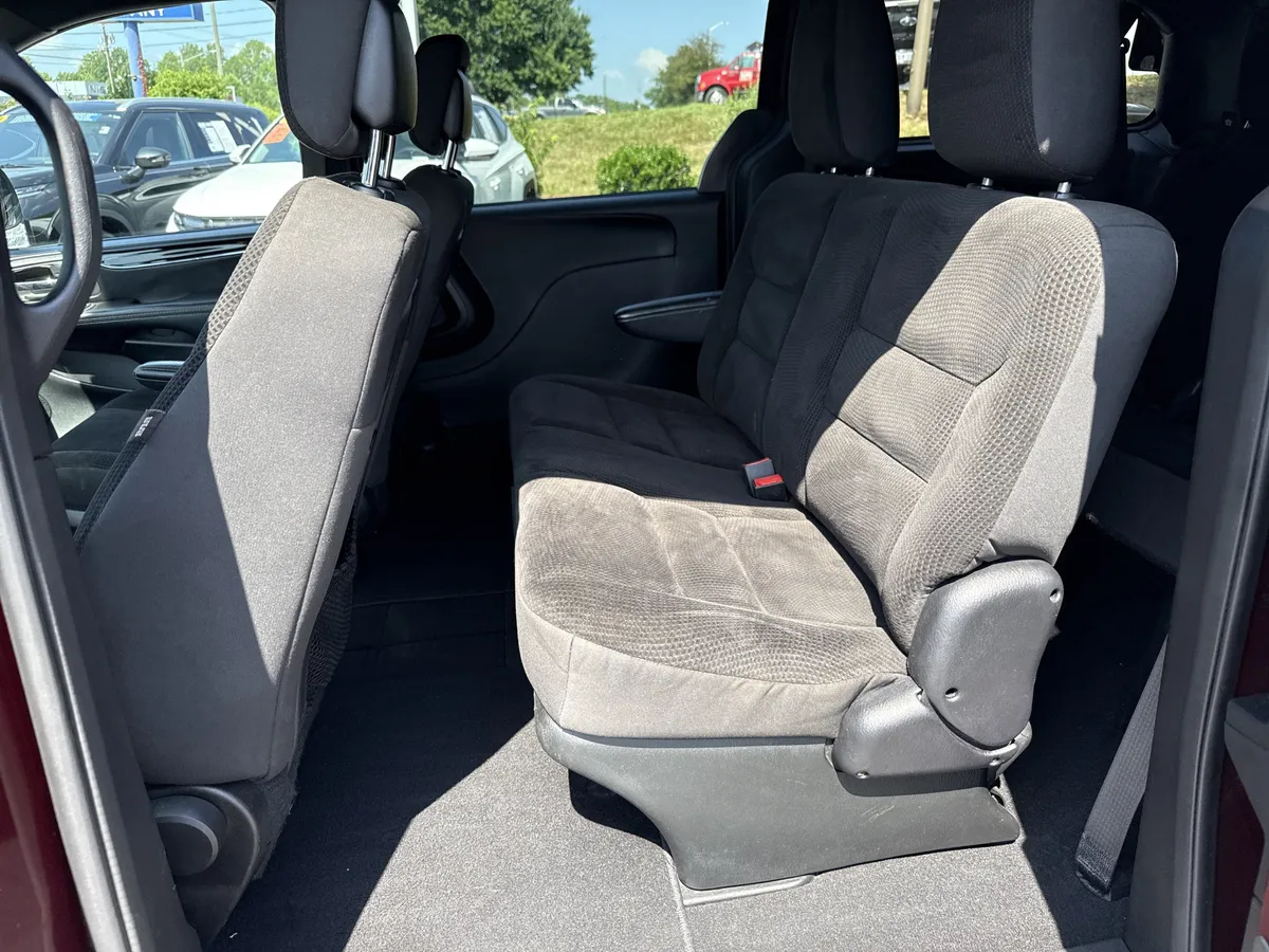 2019 Dodge Grand Caravan SE Plus Wagon thumbnail 29