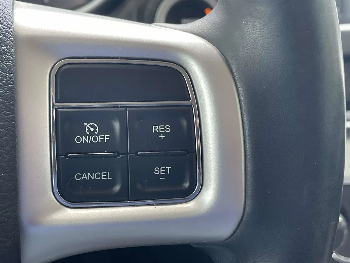 2019 Dodge Journey SE thumbnail 28