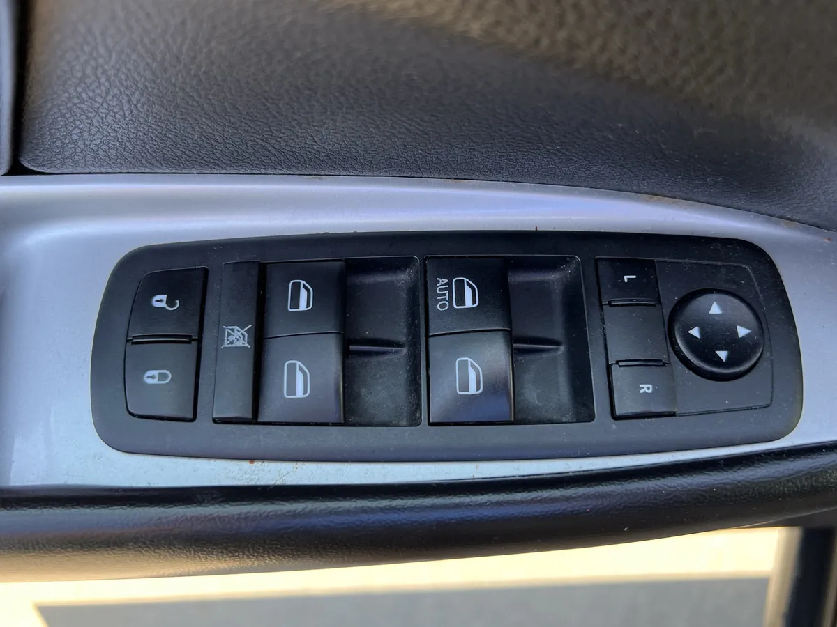 2019 Dodge Journey SE thumbnail 14