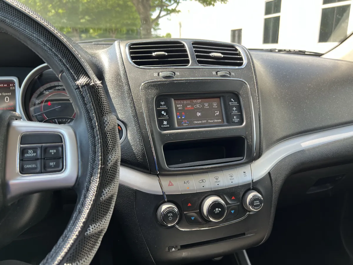 2019 Dodge Journey SE thumbnail 17