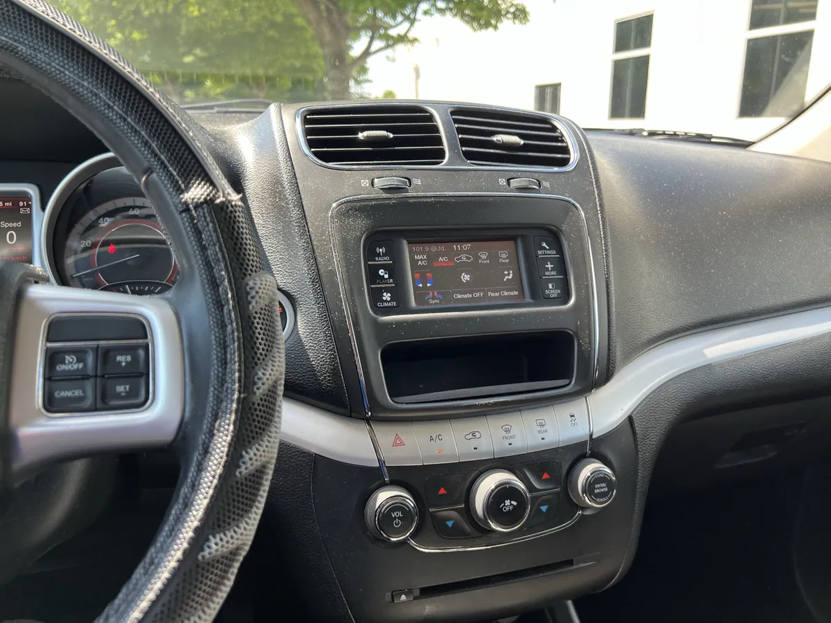 2019 Dodge Journey SE thumbnail 30