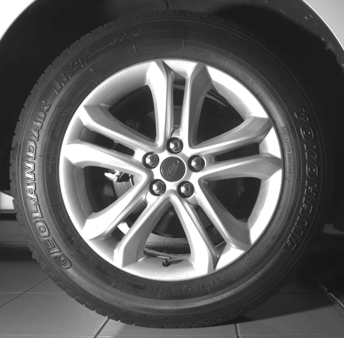 2019 Ford Edge SEL thumbnail 15