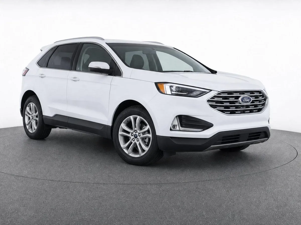 2019 Ford Edge SEL thumbnail 2