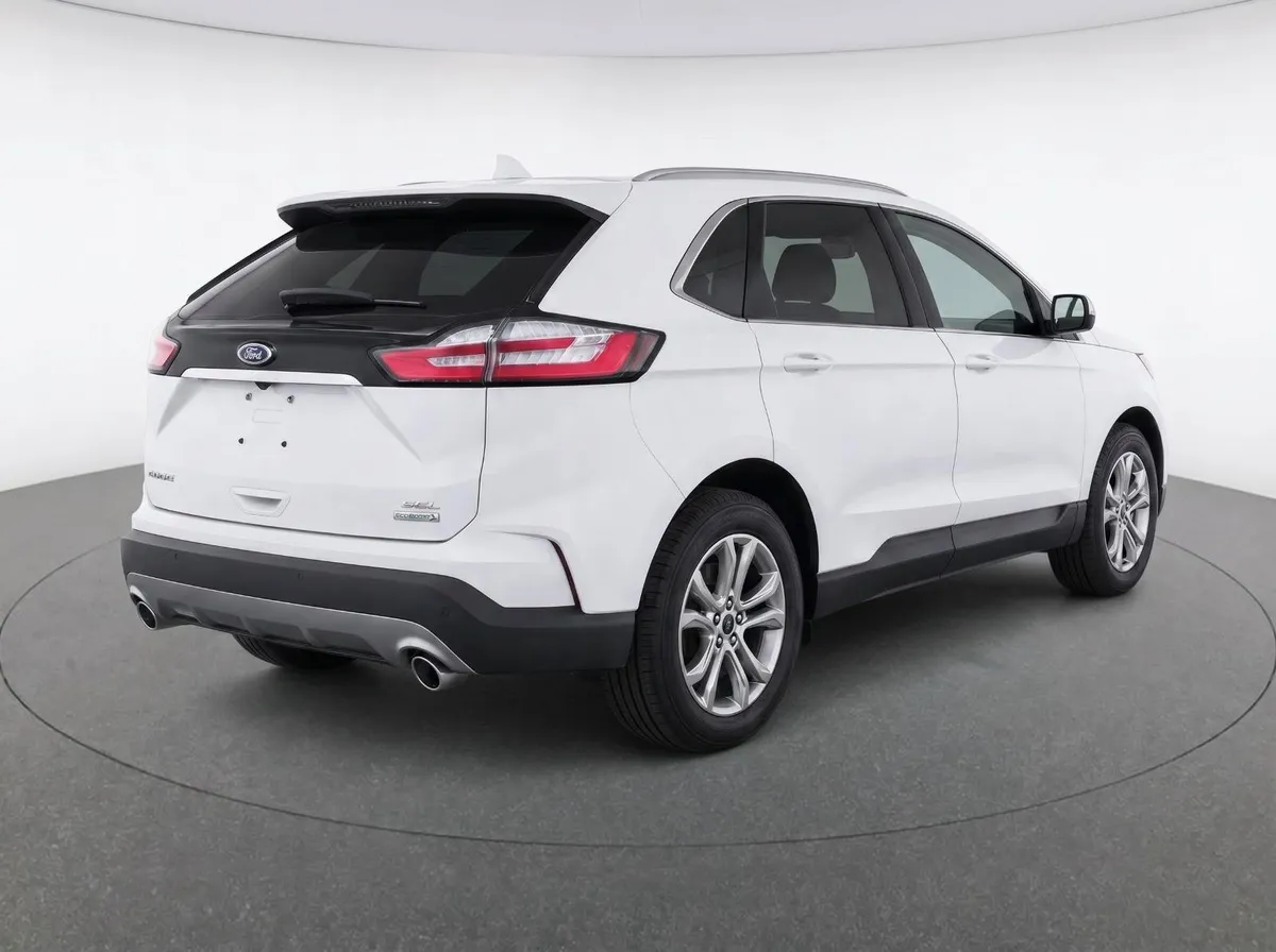 2019 Ford Edge SEL thumbnail 4