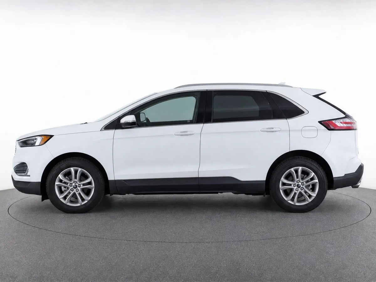 2019 Ford Edge SEL thumbnail 6