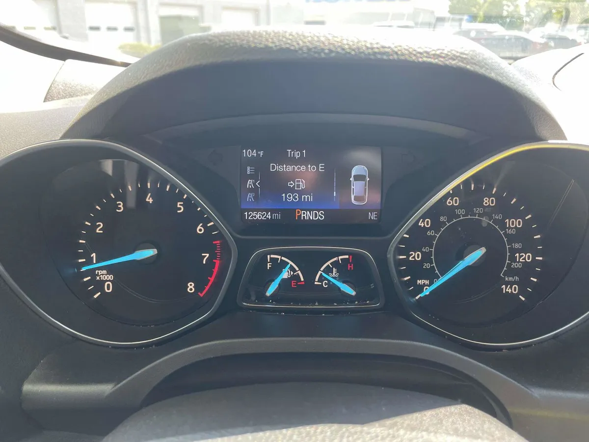 2019 Ford Escape S thumbnail 24