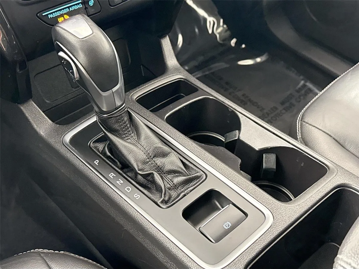 2019 Ford Escape Titanium thumbnail 25