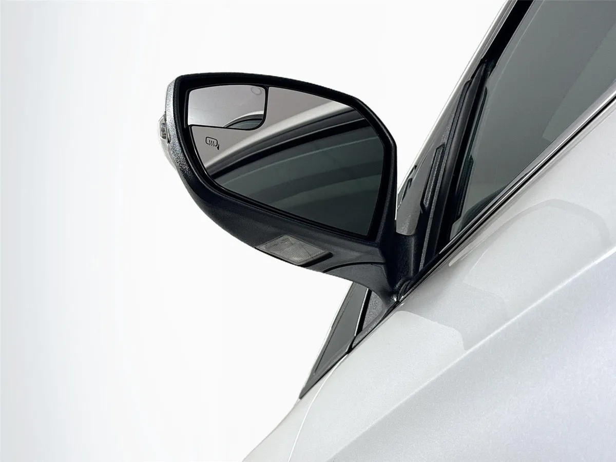 2019 Ford Escape Titanium thumbnail 5