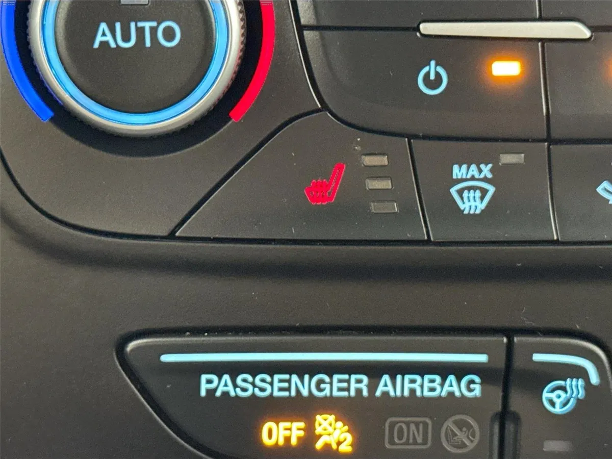 2019 Ford Escape Titanium thumbnail 8