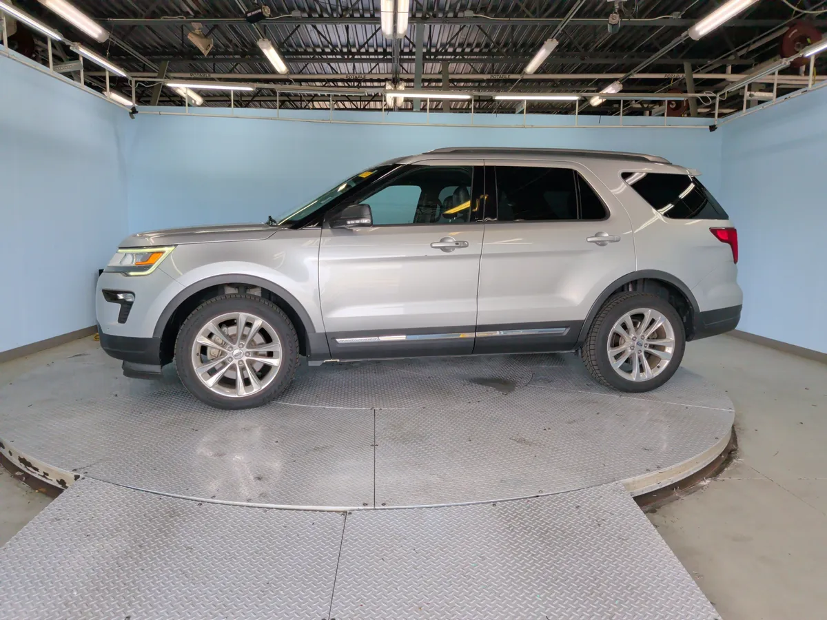 2019 Ford Explorer XLT thumbnail 7