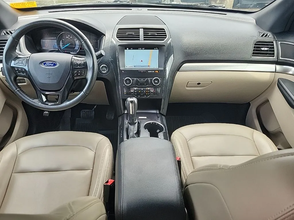 2019 Ford Explorer XLT thumbnail 15