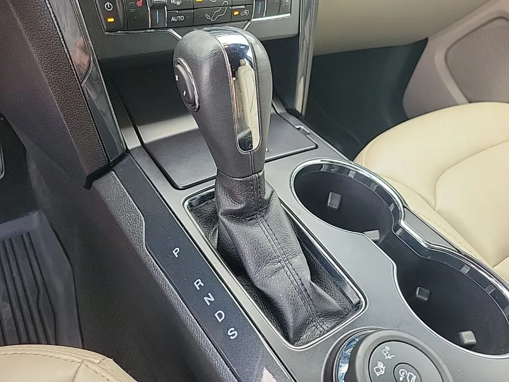 2019 Ford Explorer XLT thumbnail 17