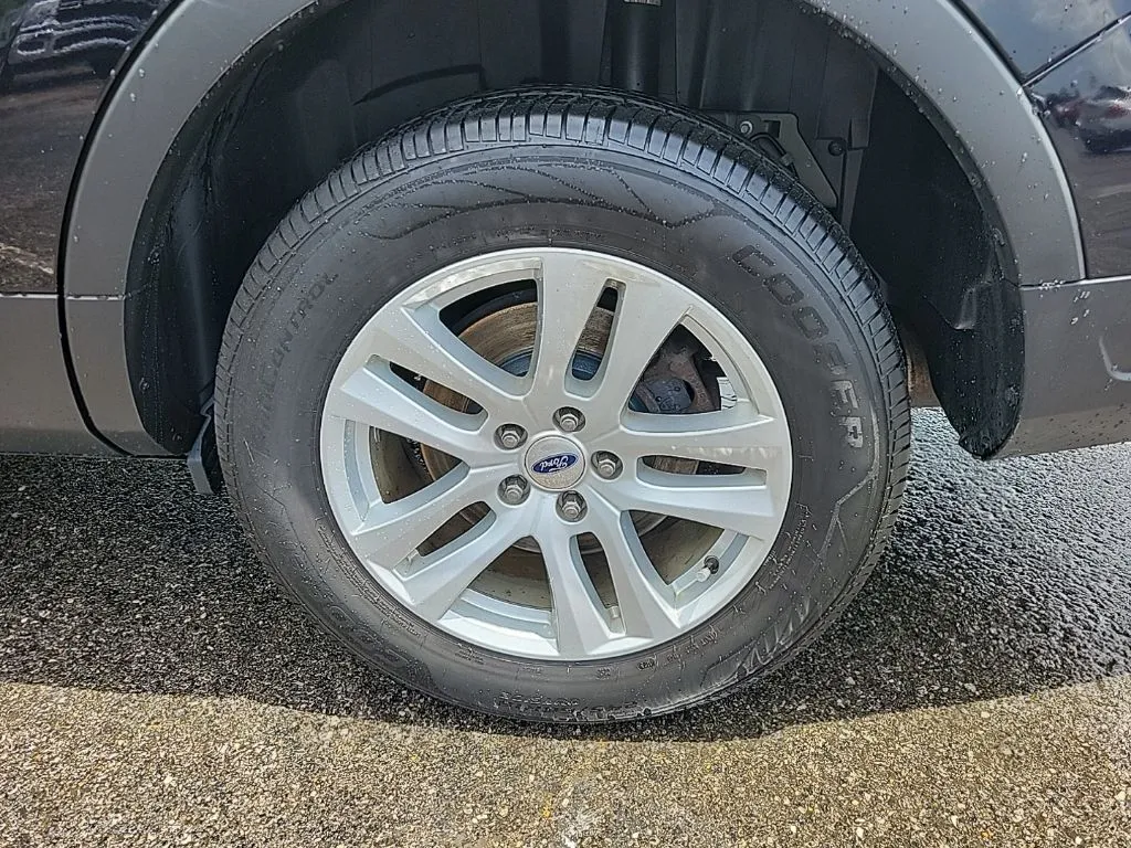 2019 Ford Explorer XLT thumbnail 8