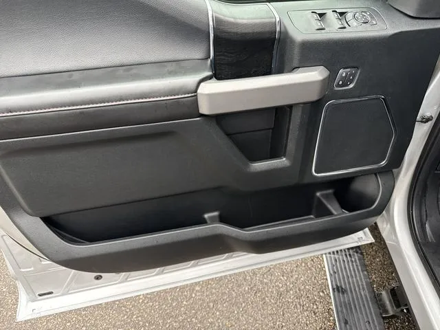 2019 Ford F-150 thumbnail 19