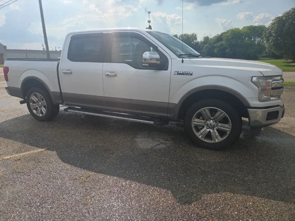 2019 Ford F-150 Lariat thumbnail 16