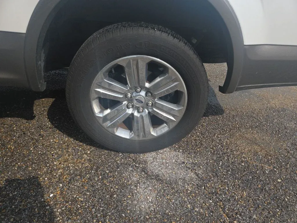 2019 Ford F-150 Lariat thumbnail 21
