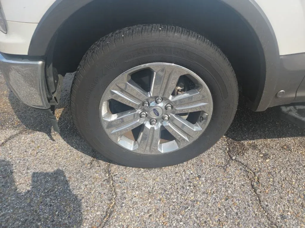 2019 Ford F-150 Lariat thumbnail 22
