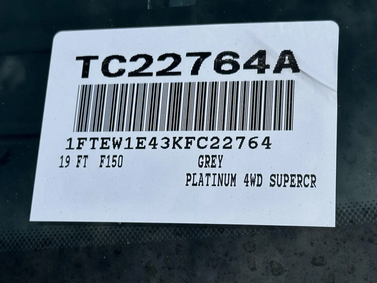 2019 Ford F-150 Platinum thumbnail 15