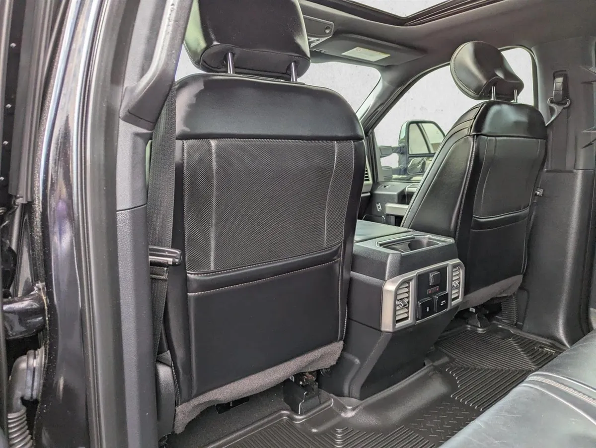 2019 Ford F-450 Platinum thumbnail 25