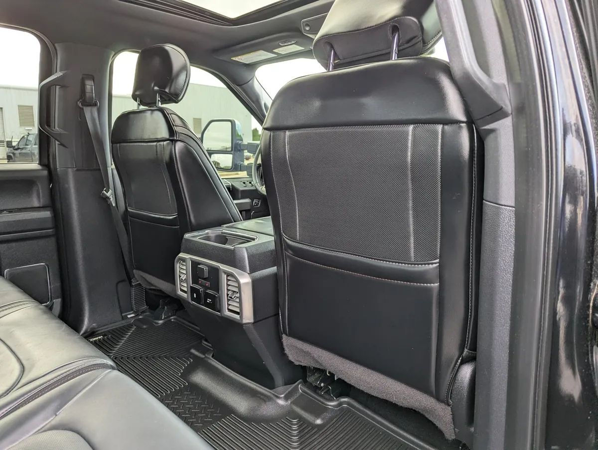 2019 Ford F-450 Platinum thumbnail 30