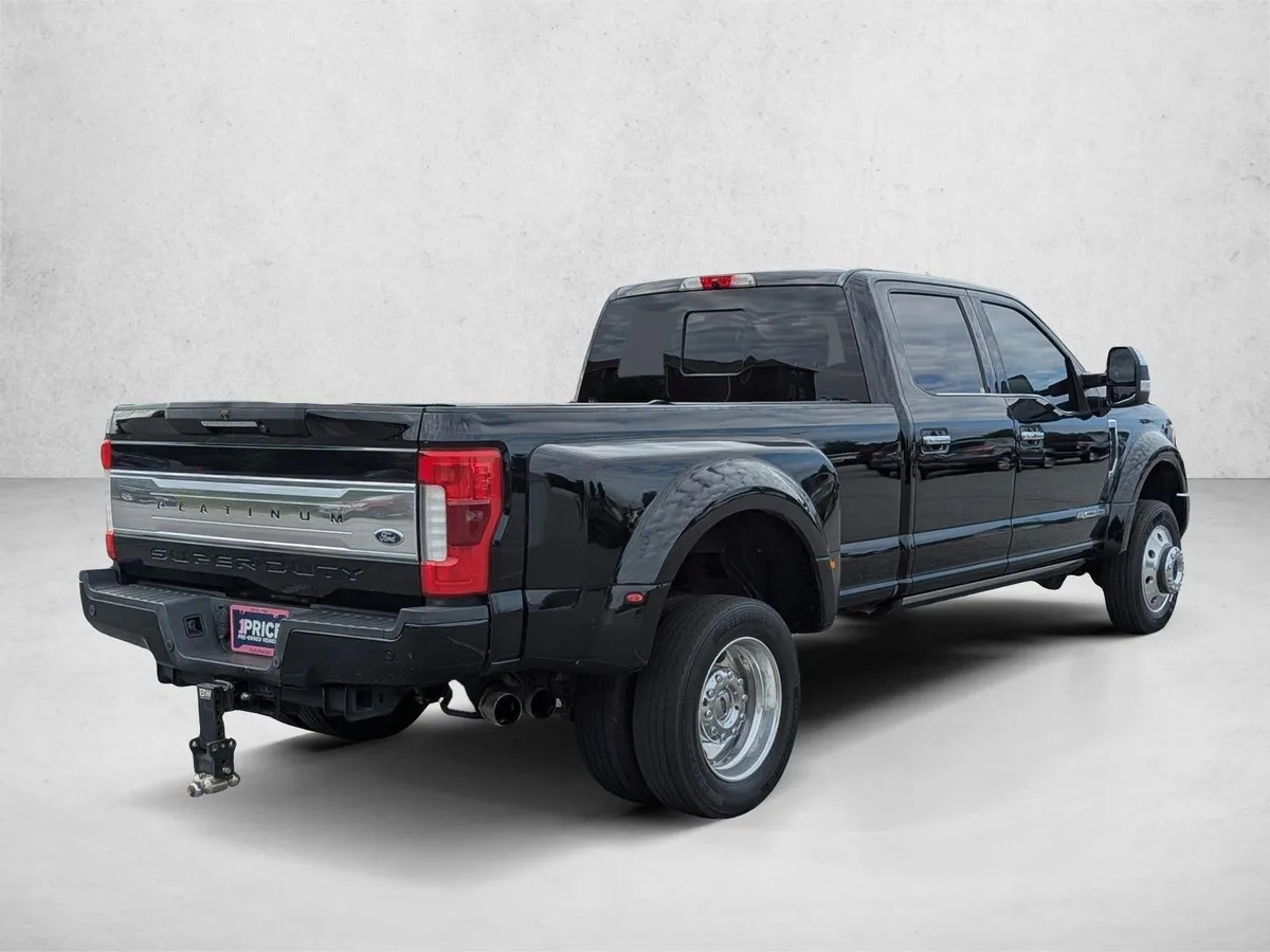2019 Ford F-450 Platinum thumbnail 5