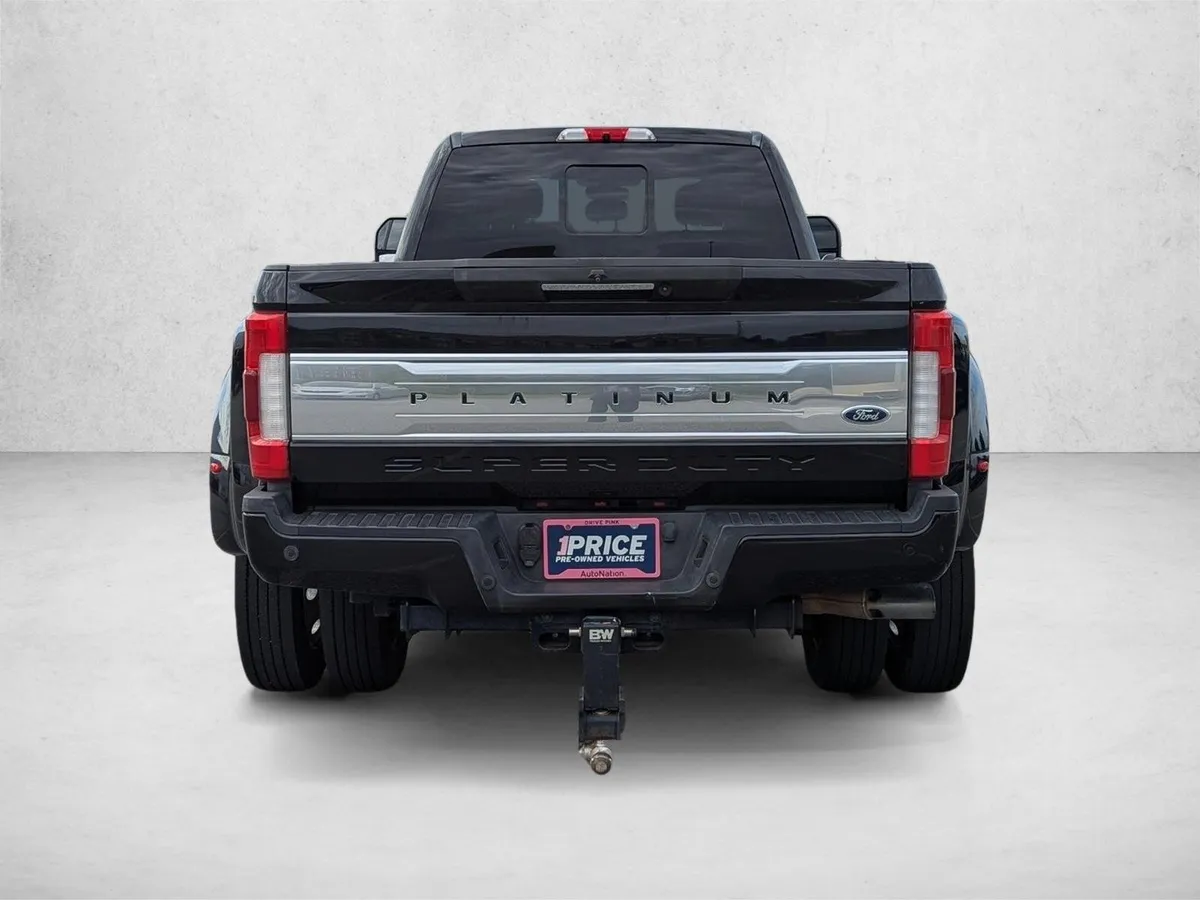 2019 Ford F-450 Platinum thumbnail 6