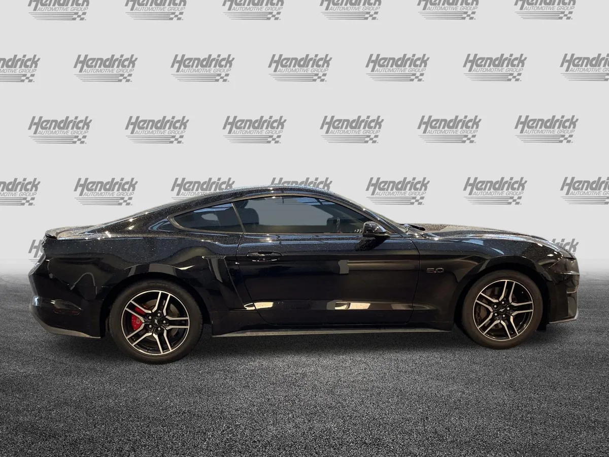 2019 Ford Mustang GT Premium thumbnail 10