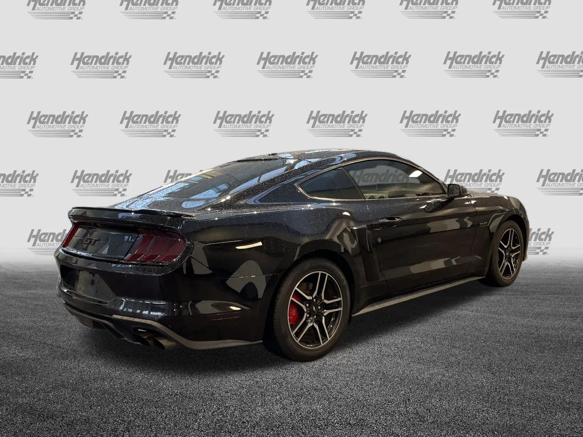 2019 Ford Mustang GT Premium thumbnail 9