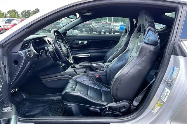 2019 Ford Mustang GT Premium thumbnail 18