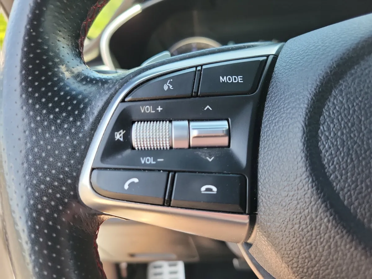 2019 Genesis G70 thumbnail 20
