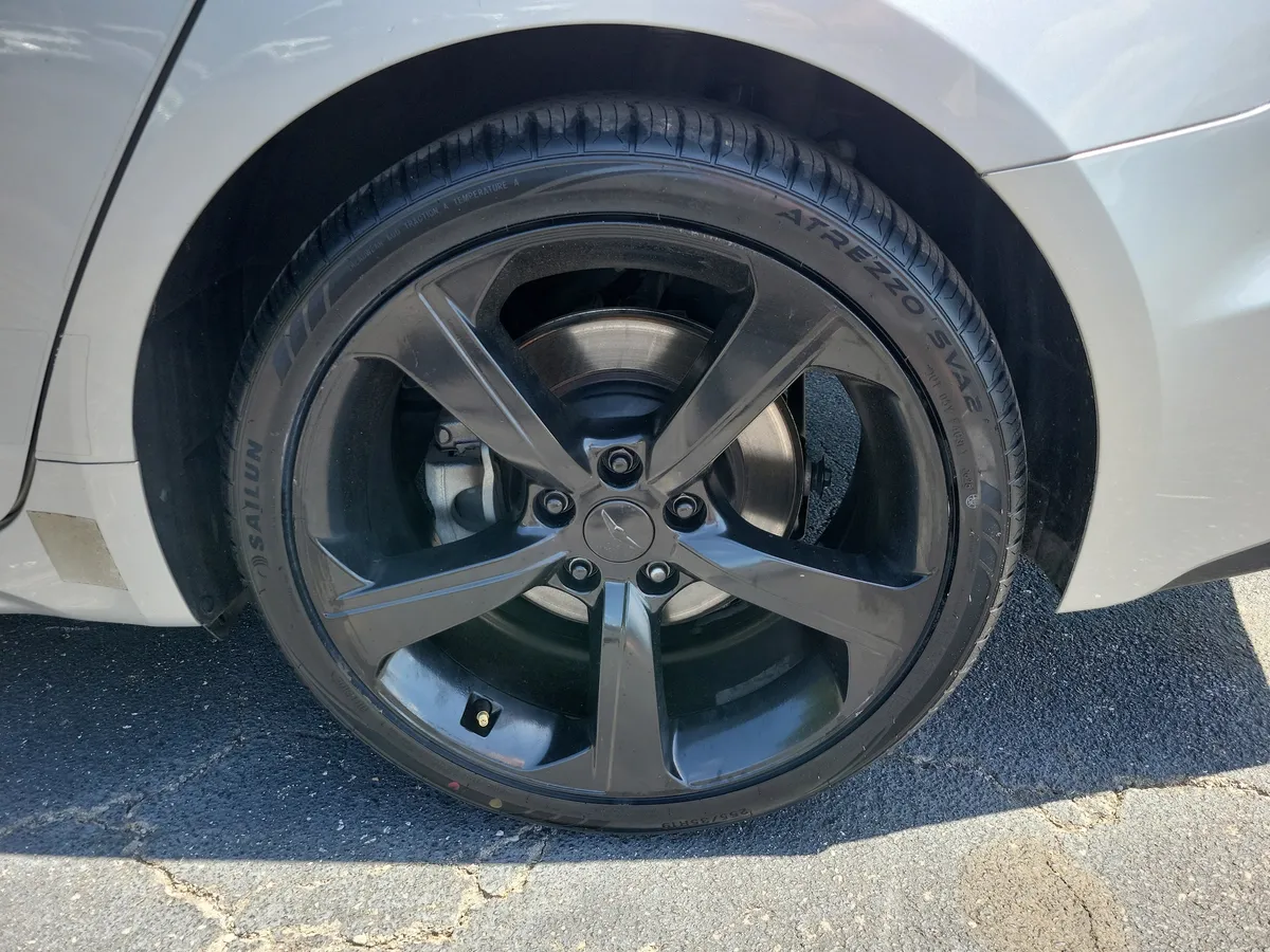 2019 Genesis G70 thumbnail 30