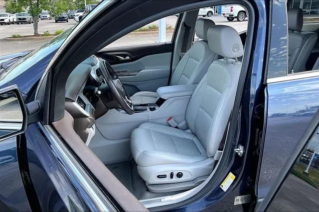 2019 GMC Acadia SLT-1 thumbnail 18