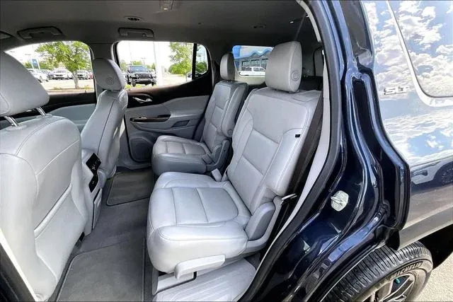 2019 GMC Acadia SLT-1 thumbnail 19