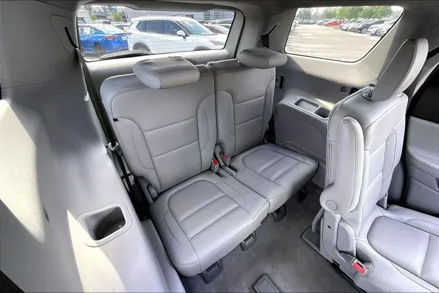 2019 GMC Acadia SLT-1 thumbnail 32