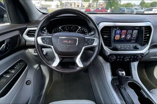 2019 GMC Acadia SLT-1 thumbnail 8