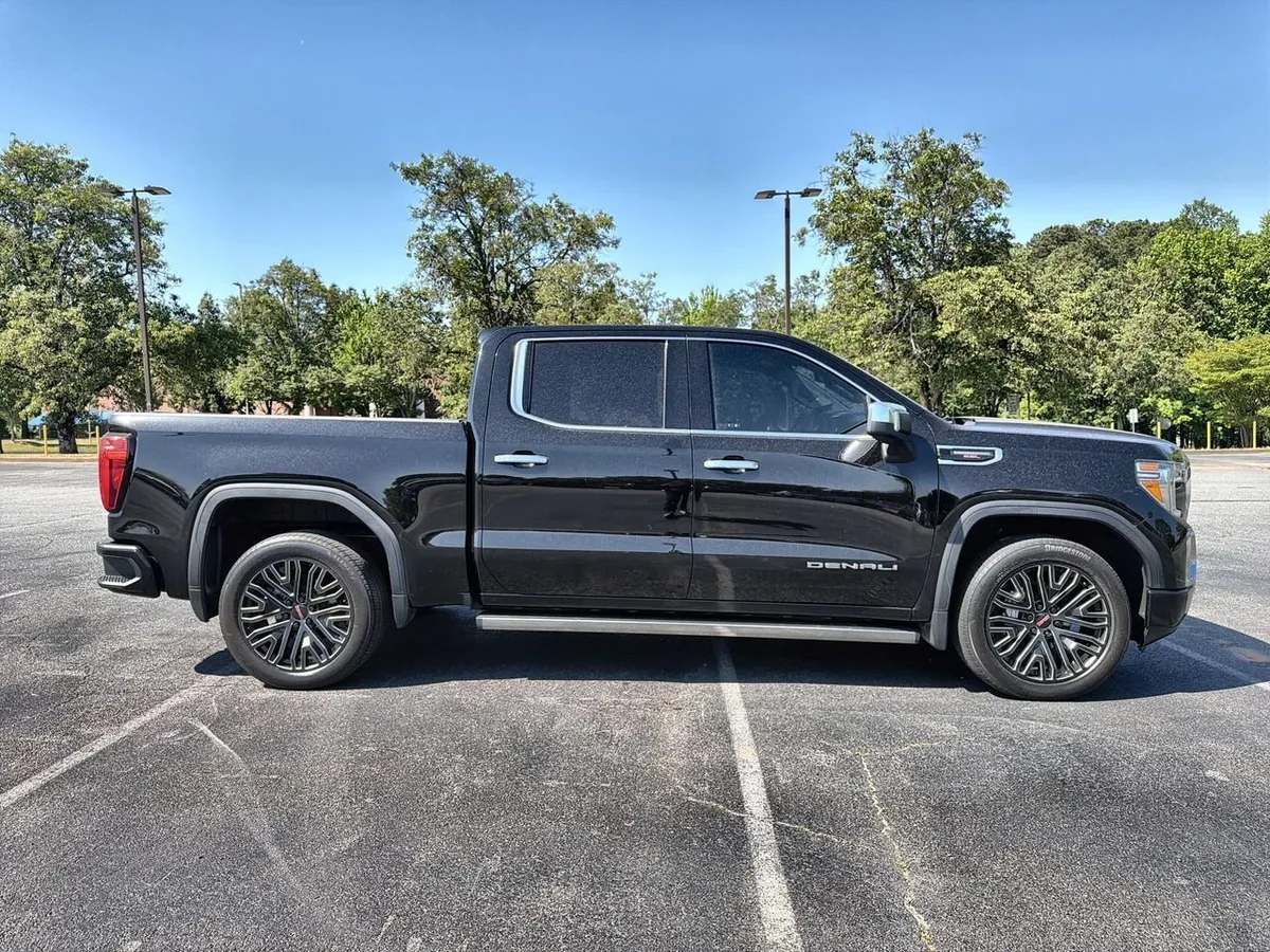 2019 GMC Sierra 1500 Denali thumbnail 9