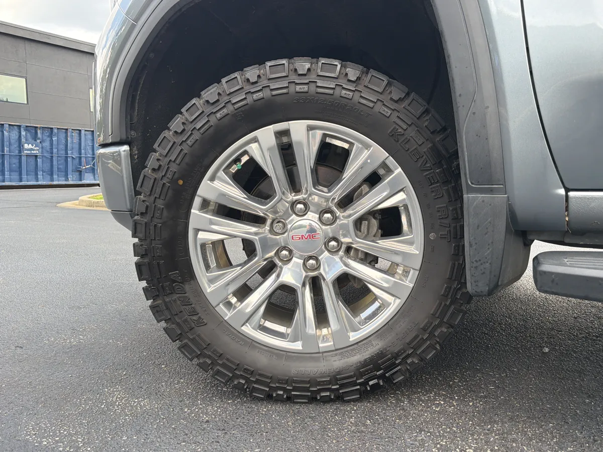 2019 GMC Sierra 1500 Denali thumbnail 14