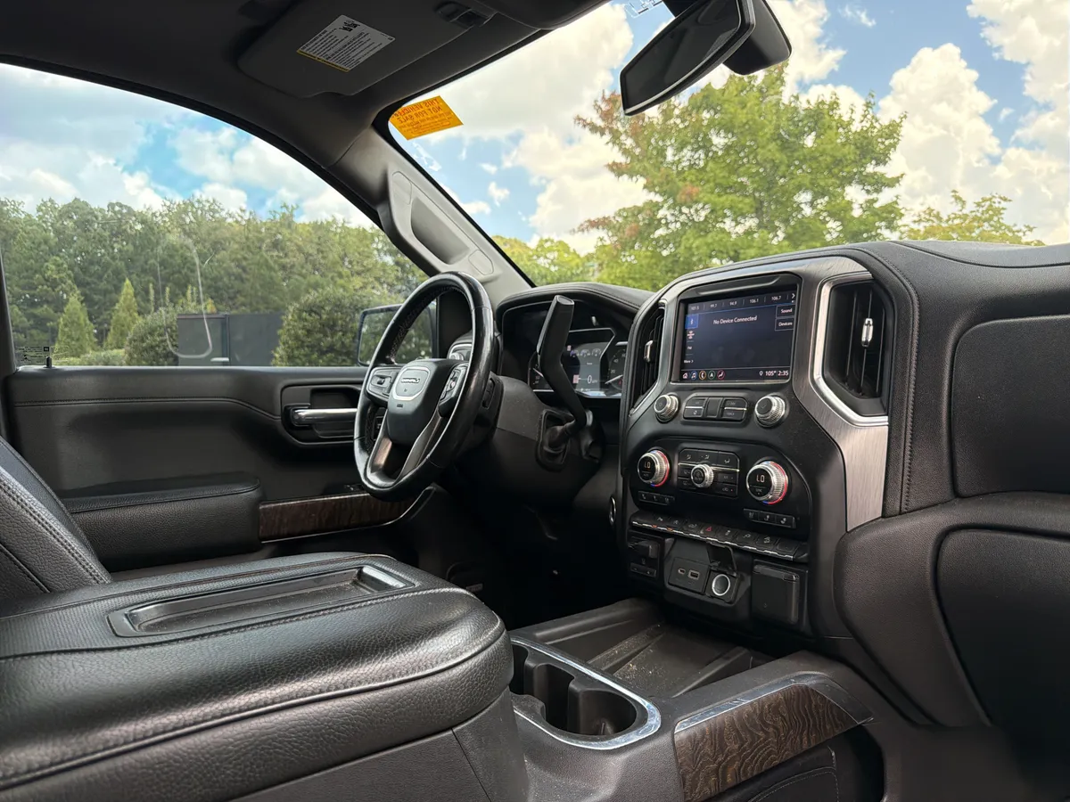 2019 GMC Sierra 1500 Denali thumbnail 5